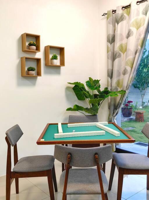 15-19pax Semid Near Highwy W/pool Table&karaoke