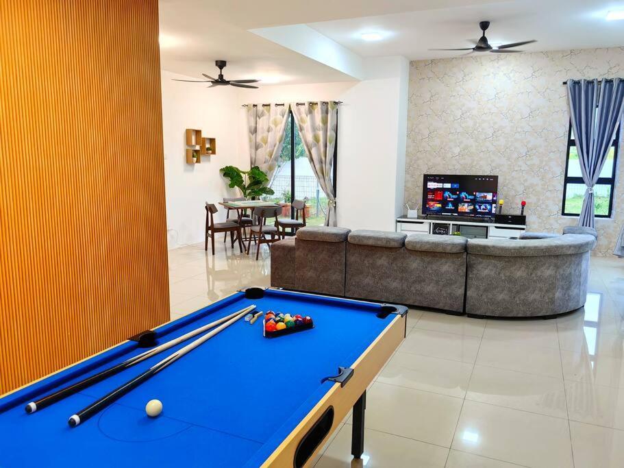 15-19pax Semid Near Highwy W/pool Table&karaoke Ipoh